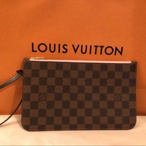 Louis Vuitton Clutch